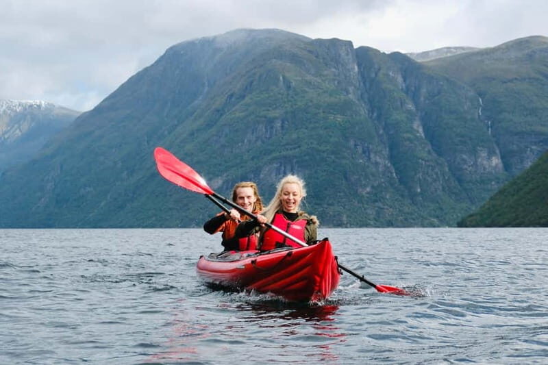 Geiranger: Beginner-Friendly Fjord Kayaking - Key Points