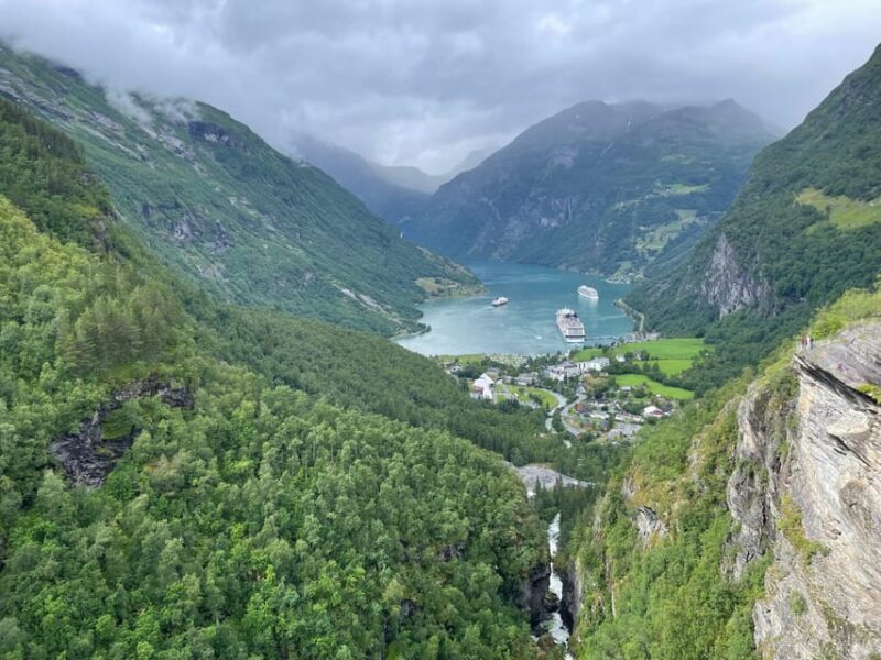 Geiranger Dalsnibba: mini bus tour - What Makes This Tour Special?