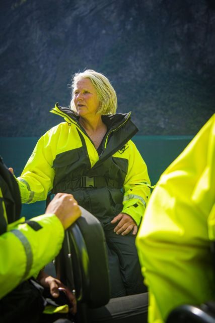 Geiranger: Guided Geirangerfjord Boat Tour - The Boat Ride: Speed, Spray, and Waterfalls