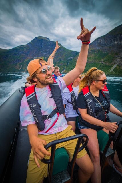 Geiranger: Guided Geirangerfjord Boat Tour - Waterfalls and Scenic Highlights