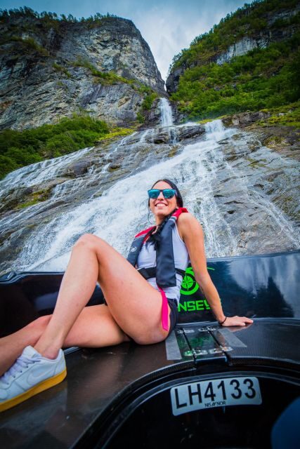 Geiranger: Guided Geirangerfjord Boat Tour - The Environment and Comfort