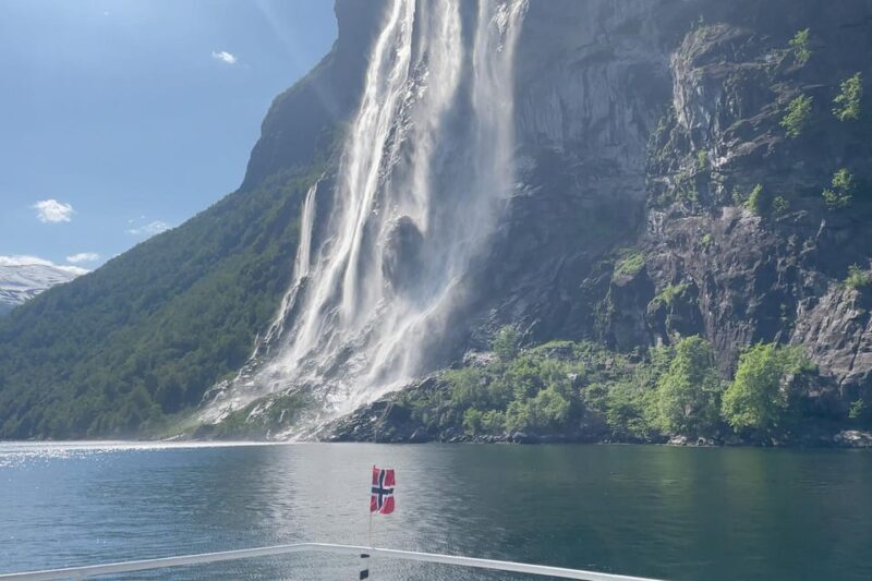 Geiranger-Hellesylt Sightseeing (one way ticket) - Authentic Insights from Reviews