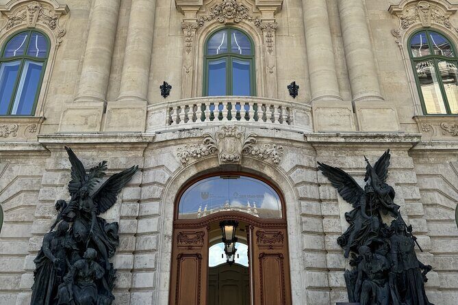 Gems of the Budapest Castle District Walking Tour - Statues and Historical Markers