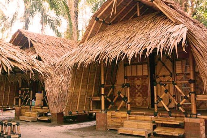 Gendui Chalet at Tadom Hill Resort - Diving Platform, Water Swing & Tarzan Swing - Key Points