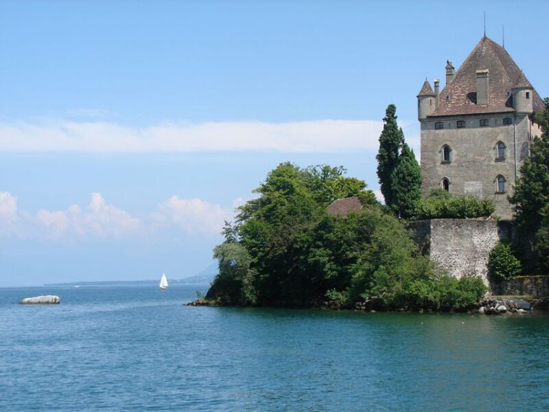Geneva City Tour and Yvoire Medieval Village - Exploring Geneva: The City Highlights
