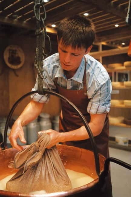 Geneva: Gruyères Tour with Chocolate, Cheese & Golden Train - Authentic Experiences and Practical Details