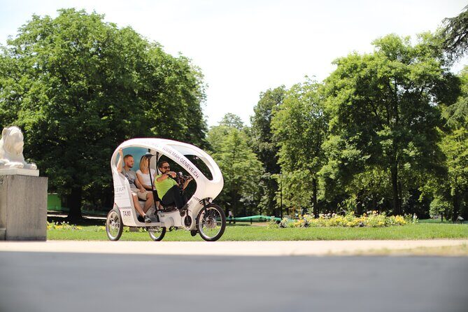 Geneva Highlights Tour by TaxiBike - A Closer Look at the Geneva Highlights Tour