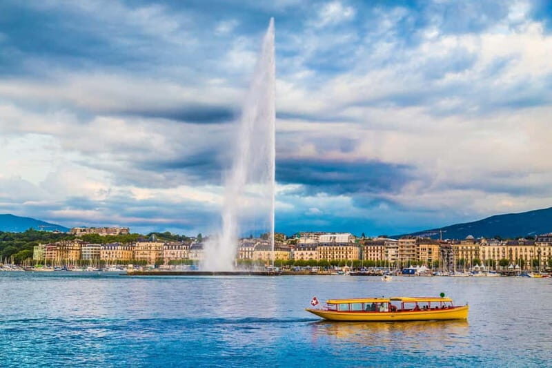 Geneva Old Town Private Tour with Lake Genova Cruise Tickets - Key Points