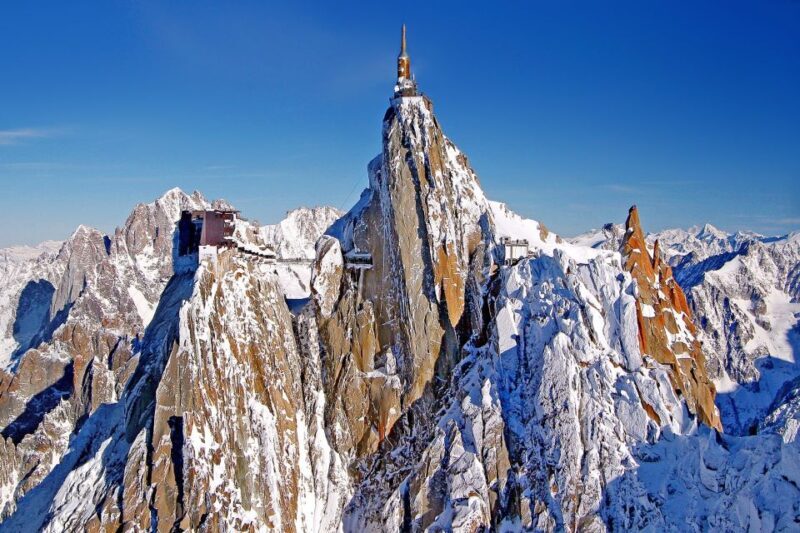 Geneva: Private Chamonix Mont Blanc Day Tour - The Cable Car to Aiguille du Midi