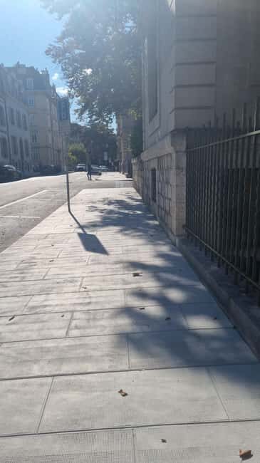 Geneva: Private Walking Tour with a Local - Discovering Hidden Gems