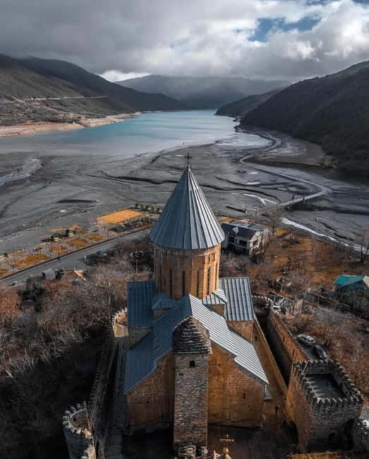 Georgia: 5-Day Cultural & Nature Tour with Hotel & Transport - Transport and Comfort: Making the Journey Smooth