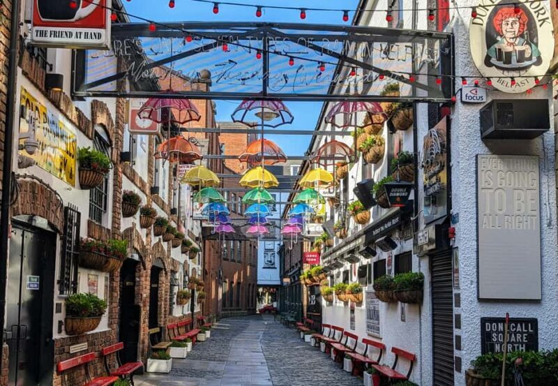 German Walking Tour City centre Belfast- Belfast entdecken - The Sum Up