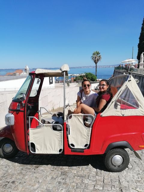 Get a TukTuk tour with a local guide! - Exploring Lisbon’s Charm on a TukTuk