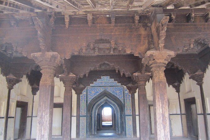 Get away from city  Glimpses of Village Weavers Looms and Saris - Key Points