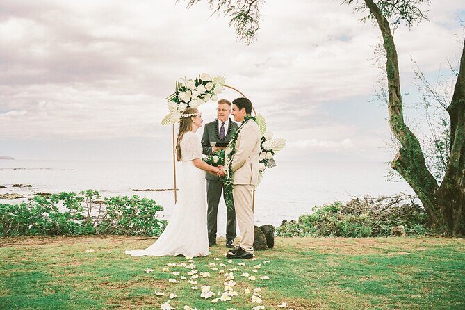 Get Married on Maui - Key Points