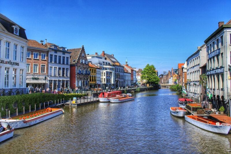 Ghent: Guided Walking Tour and Canal Boat Trip - Who Is This Tour Best For?