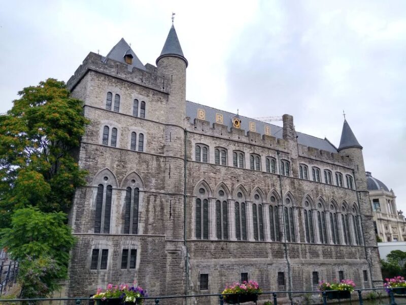 Ghent: Private Tour in Historical Center - Additional Perks