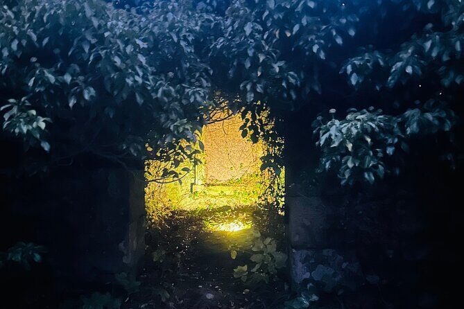 Ghost, Ghouls and Graveyards Private Highland Tour - Key Points