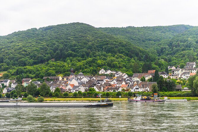 Ghost Hunt in Rheine: Quest Experience - In-Depth Review of the Rheine Ghost Hunt Experience