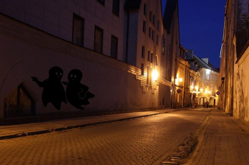 Ghost stories of Warsaw Night Private Tour - An In-Depth Look at the Ghost Stories of Warsaw Night Private Tour