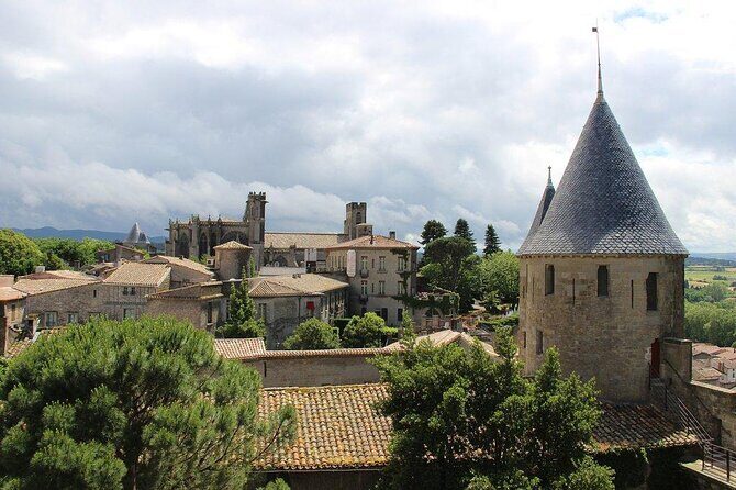 Ghosts of Carcassonne: Self-Guided Tour and Exploration Game - Key Points