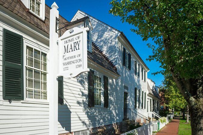 Ghosts of Fredericksburg, Virginia: A Self-Guided Walking Tour - An In-Depth Look at Fredericksburg’s Haunted Self-Guided Tour