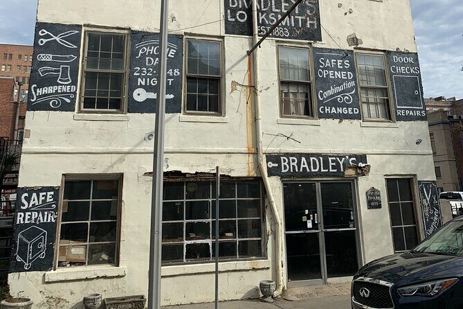 Ghosts of Savannah Self-Guided Haunted Audio Tour App/EMF Reader - The Experience: What to Expect