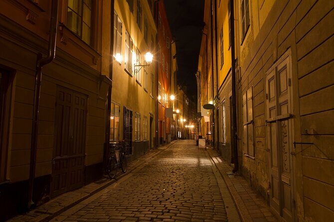 Ghosts of Stockholm: A Guided Tour of Horror and Dark Folklore - What to Expect During the Experience