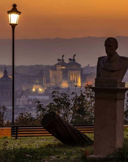 Gianicolo and Trastevere: Path of Heroes, Flavors, and Traditions - Discovering Hidden Charms in Trastevere