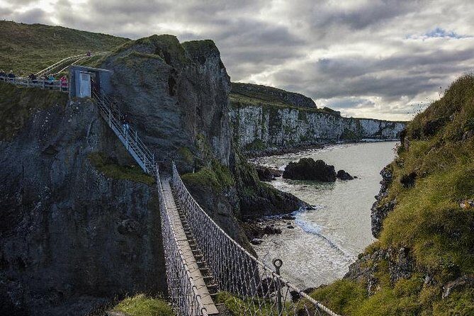 Giants Causeway and Titanic Experience from Belfast Port - Authentic Experiences from Reviews: What Travelers Loved and Not