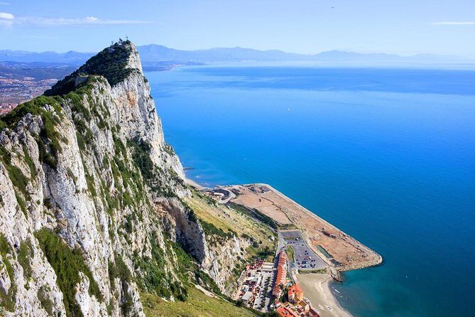 Gibraltar Sightseeing : Classic Rock Tour plus World War 2 Tunnels (Private) - An In-Depth Look at the Gibraltar Sightseeing Tour