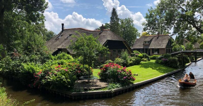 Giethoorm & Exploring the North of The Netherlands Tour - Frequently Asked Questions