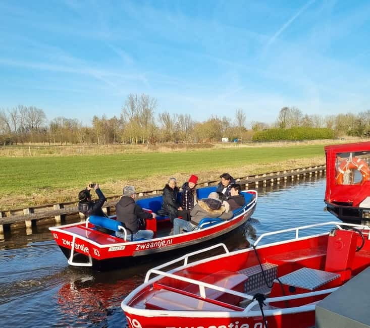 Giethoorn: Boat Rental 2,5 hour 1-8 persons - A Deep Dive into the Giethoorn Boat Rental Experience