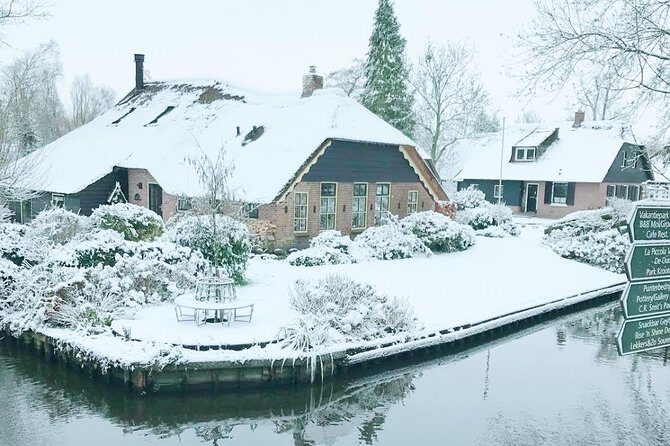 Giethoorn Day Tour from Amsterdam with Small Boat Ride - FAQ