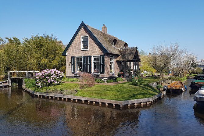 Giethoorn Small-Group Tour from Amsterdam (Max. 8 People) - The Detailed Experience
