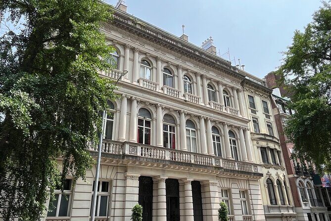 Gilded Age Mansions of Fifth Avenue Walking Tour - Who Will Enjoy This Tour?