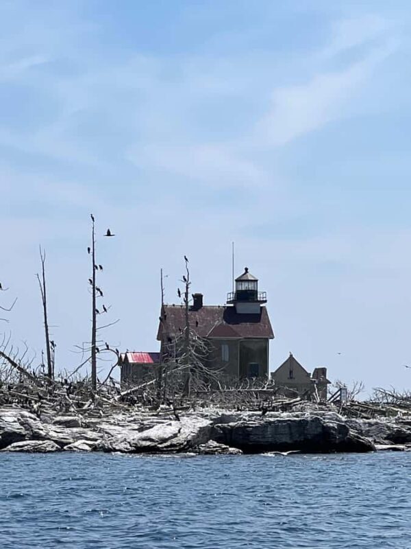 Gills Rock: Plum Island & Pilot Island Lighthouse Cruise - Key Points