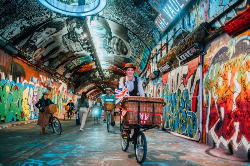 Gin Safari: Boozy London History on Two Wheels - Key Points