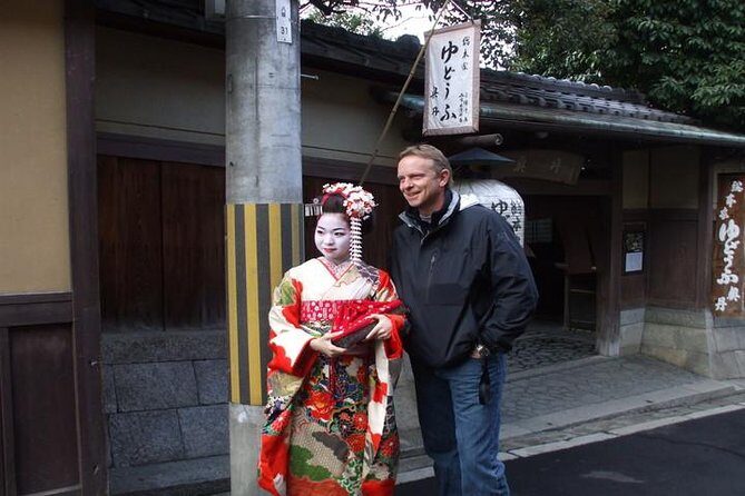 Gion and Fushimi Inari Shrine Kyoto Highlights with Government-Licensed Guide - A Deep Dive into the Kyoto Highlights Tour