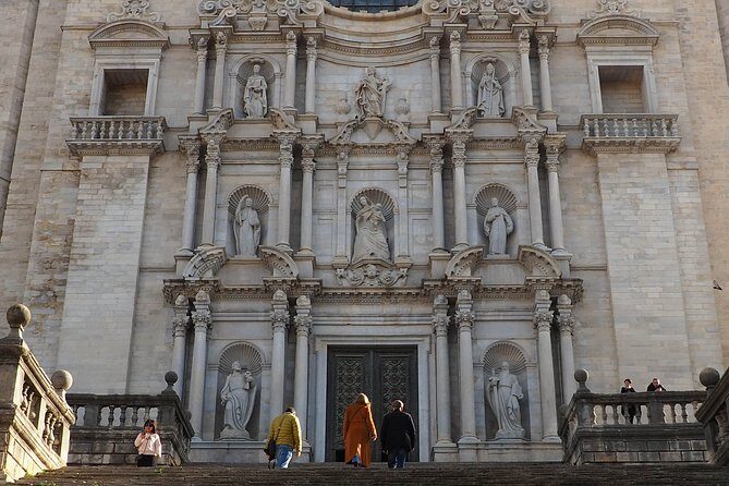 Girona History, Legends, and Food Walking Tour with food tasting - FAQ