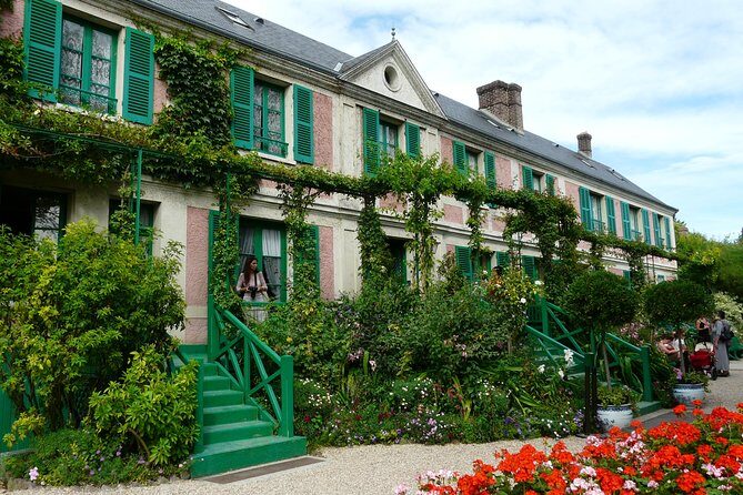 Giverny and Versailles Small Group Day Trip from Paris with Lunch - Who Will Love This Tour?