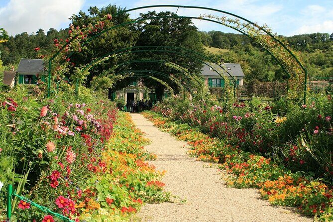 Giverny Half-Day Guided Tour from Paris - Who Should Consider This Tour?
