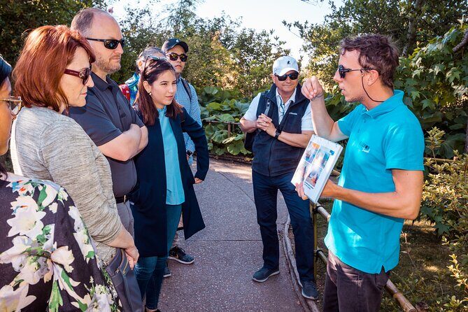 Giverny Monet's Garden & Auvers-sur-Oise with Van Gogh House Full Day From Paris - Authentic Experiences and Expert Guidance