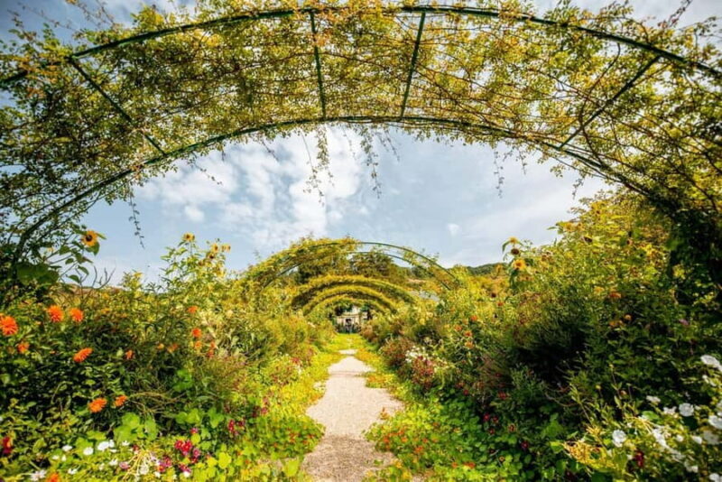 Giverny Private Tour: Claude Monet's House, Gardens & Rouen - Who Will Love This Tour?
