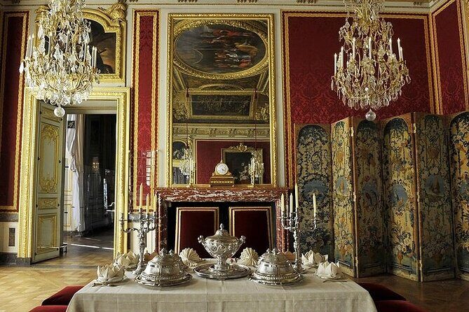 Giverny & Versailles Day Trip From Paris with Professional Guide - Who Should Consider This Tour?