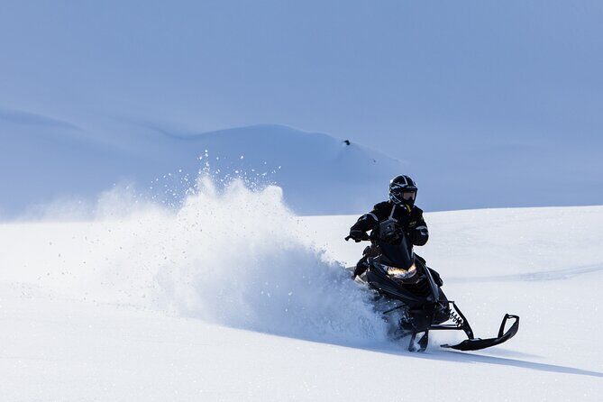 Glacier Rush  Fast pace snowmobile - SnoMo Glacier - Glacier Rush: Fast Pace Snowmobile Adventure on Langjökull