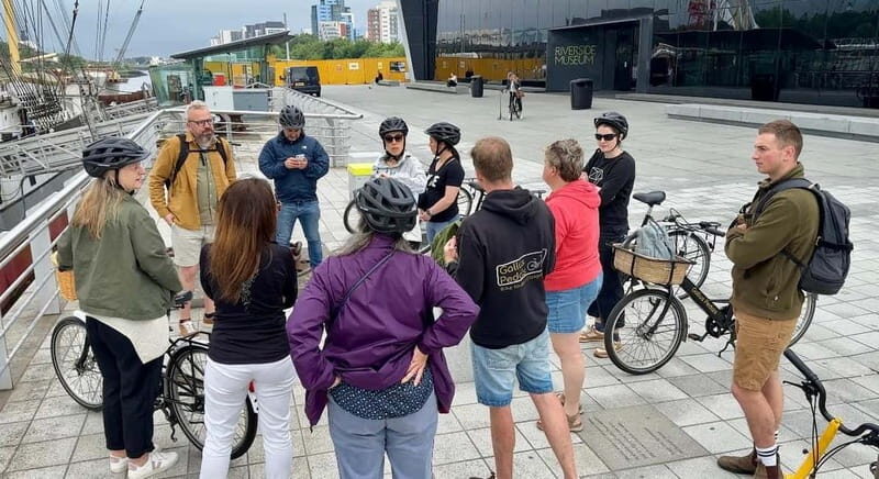 Glasgow: City Highlights Guided Bike Tour - Authentic Insights from Past Travelers
