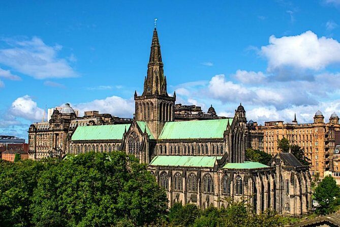 Glasgow Luxury Private Day Tour with Scottish Local - The Experience in Detail: A Step-by-Step Journey Through Glasgow