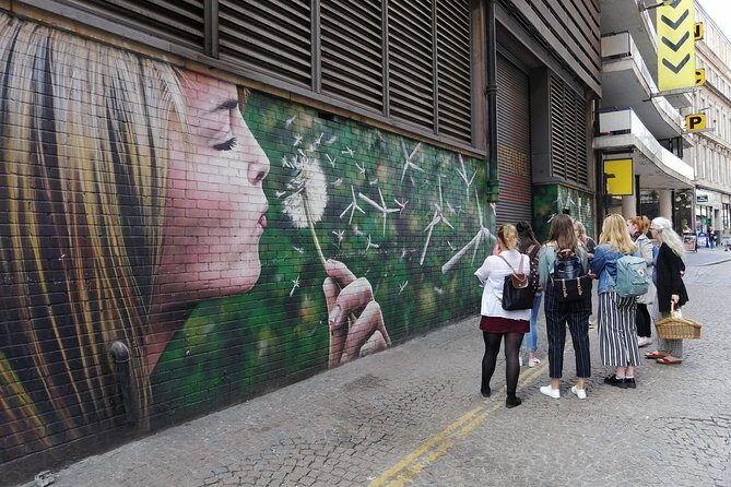 Glasgow Street Art Daily Walking Tour: 2pm - A Deep Dive into the Glasgow Street Art Scene