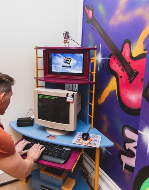 Glasgow: Stuck in the 90s... A Nostalgic Musical Escape Room - The Sum Up